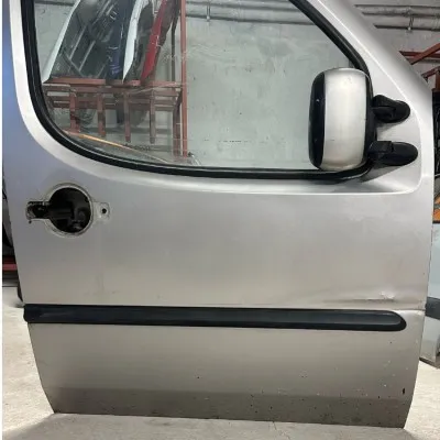 Fiat Doblo 2 Sağ Ön Kapı Gri 