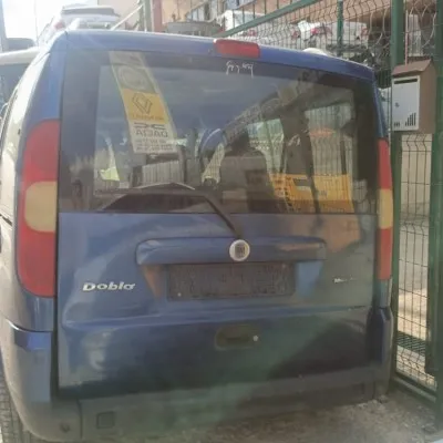 FİAT DOBLO LACİVERT BAGAJ KAPAĞI