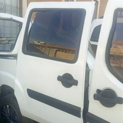 FİAT DOBLO D1-D2 SAĞ ARKA KAPI BEYAZ