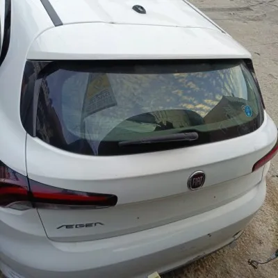 FİAT EGEA HATCHBACK - EGEA CROSS ARKA BAGAJ KAPAĞI BEYAZ