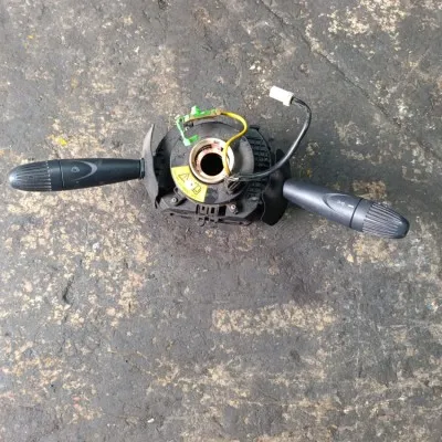 Fiat Albea Silecek Sinyal Kolu Komple Orjinal Çıkma 