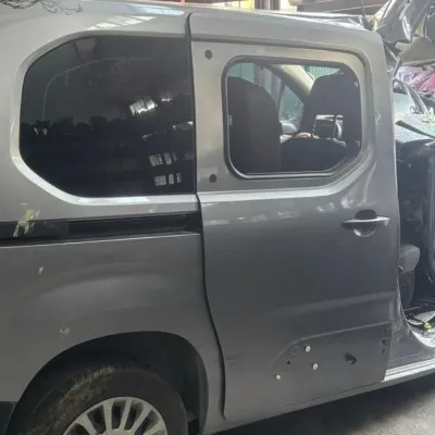 FİAT DOBLO, PEUGEOT RİFTER, CİTROEN BERLİNGO, TOYOTA PROACE CITY SAĞ ARKA KAPI