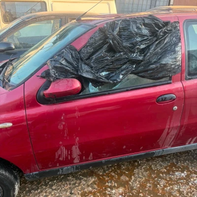 FİAT PALIO SOL ÖN KAPI TEK KAPI Fiat